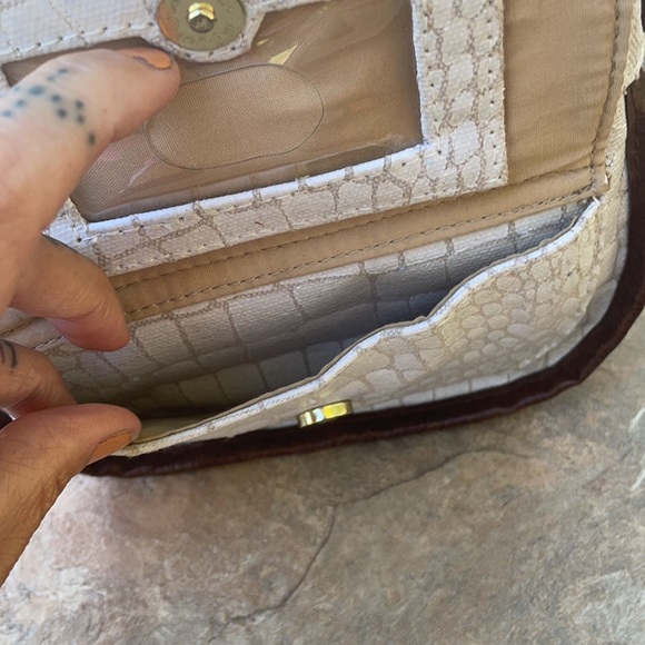 Vintage Relic crossbody bag adjustable strap exterior pocket 🦋 - Picture 3 of 8